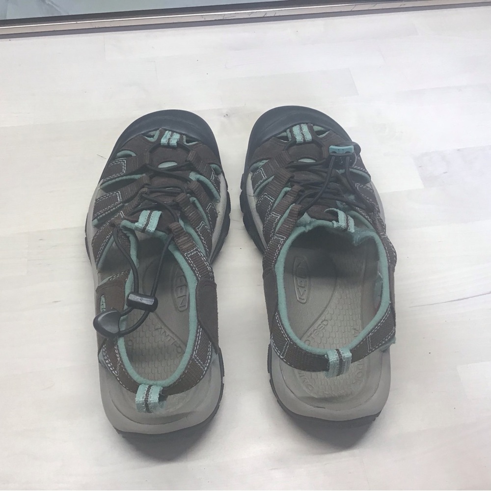 KEEN Women's Chocolate Brown and Green Sandals 8.5 EUC - Picture 7 of 8